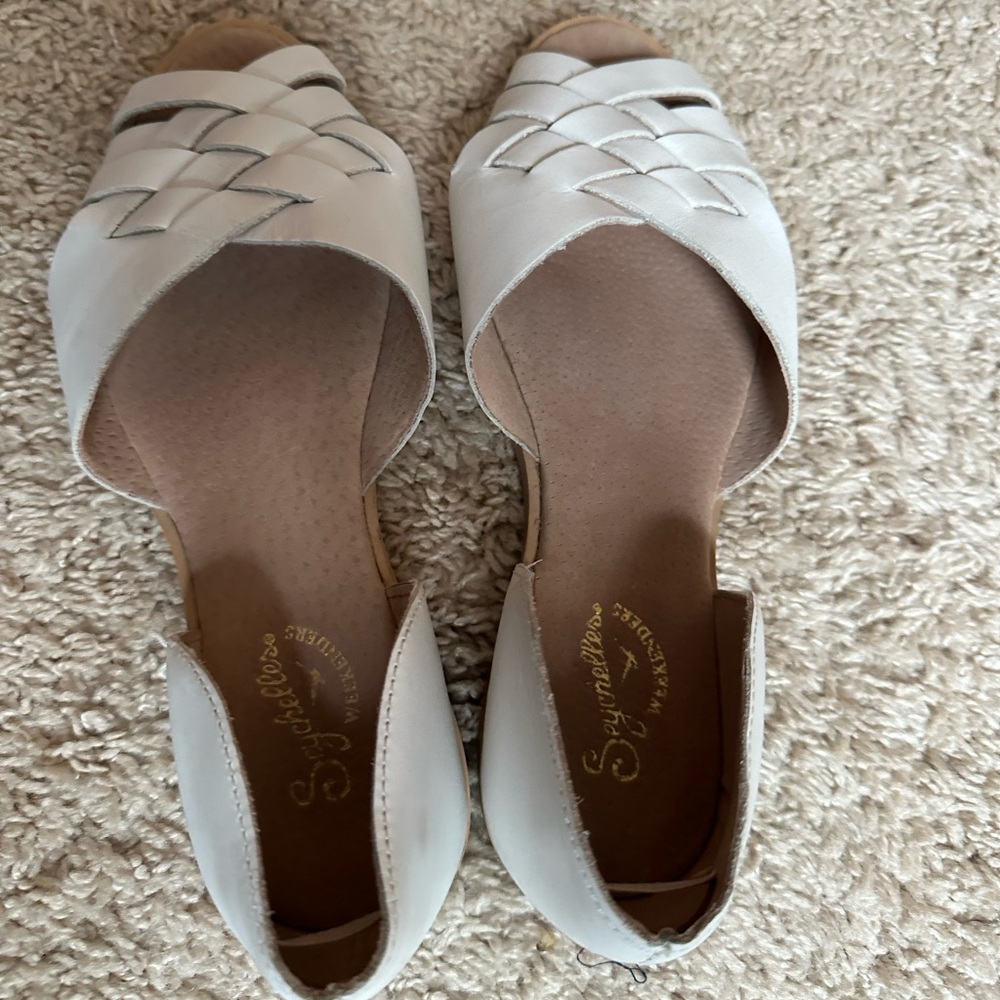 Seychelles weekenders white leather slip on shoe size 6.5.
